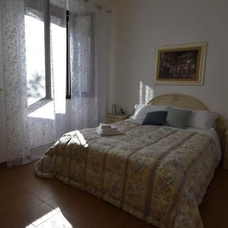 La Casa Di Nonno Apartment อีเกลเซียส ภายนอก รูปภาพ