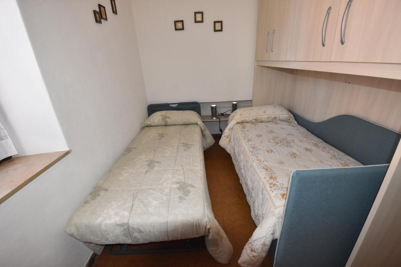 La Casa Di Nonno Apartment อีเกลเซียส ภายนอก รูปภาพ