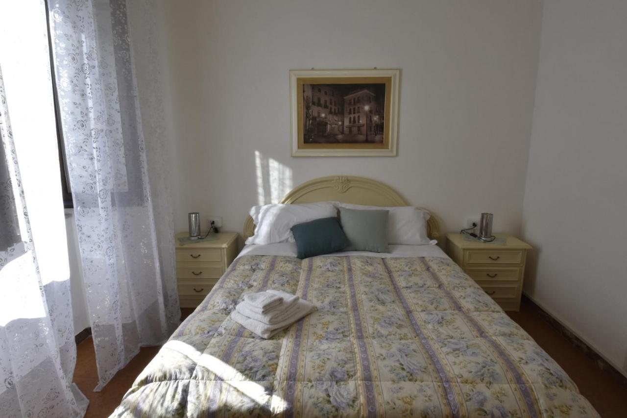La Casa Di Nonno Apartment อีเกลเซียส ภายนอก รูปภาพ