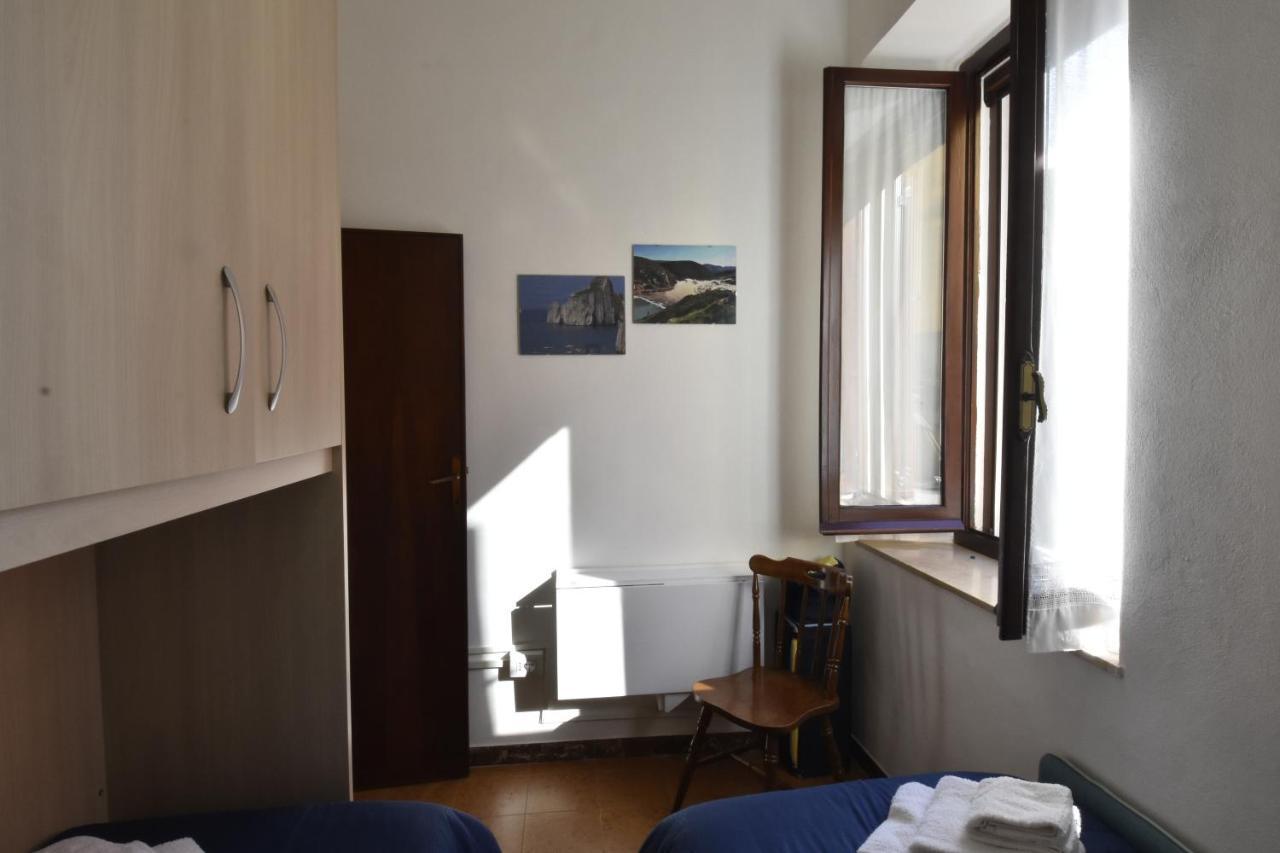 La Casa Di Nonno Apartment อีเกลเซียส ภายนอก รูปภาพ