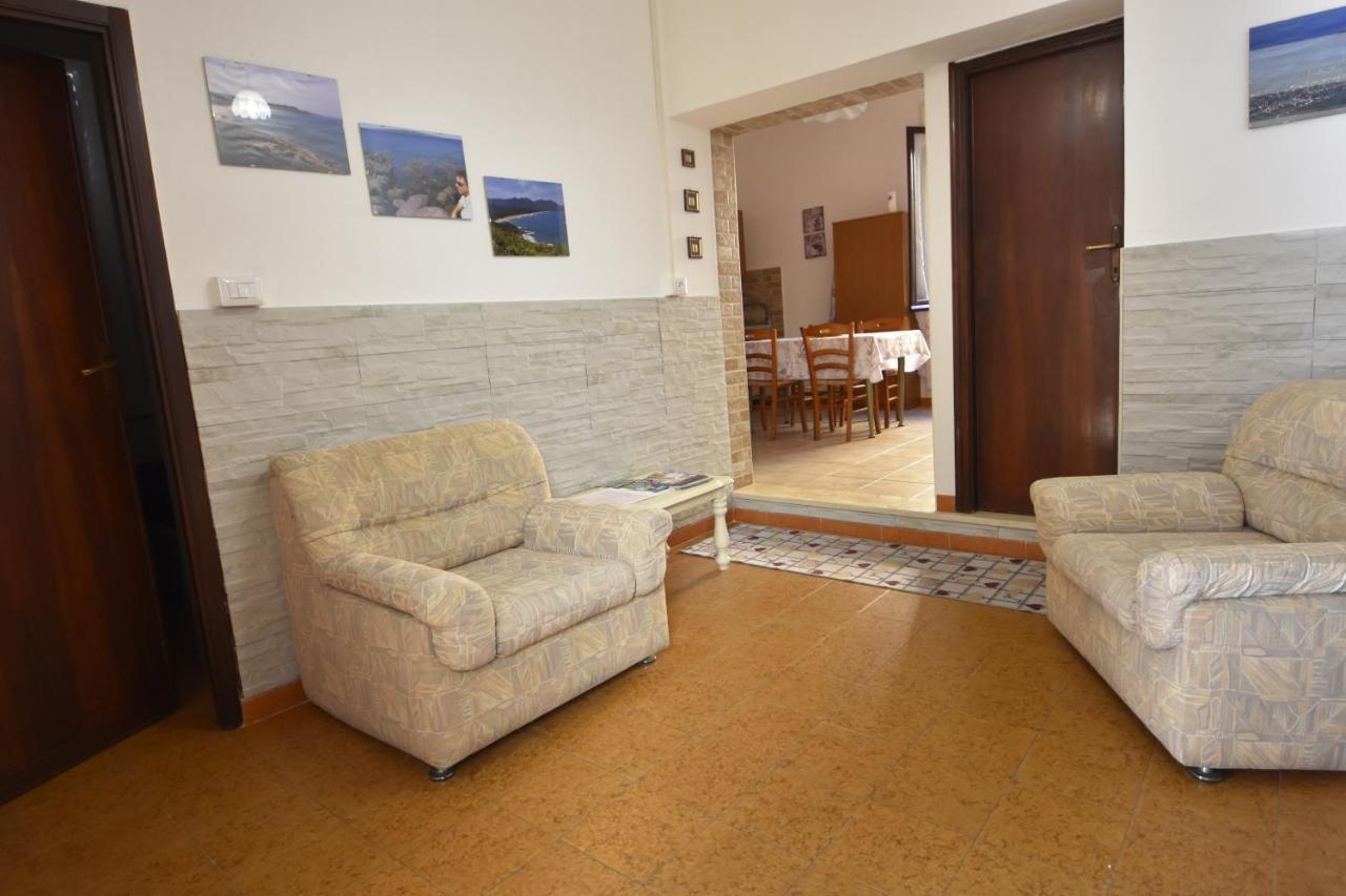 La Casa Di Nonno Apartment อีเกลเซียส ภายนอก รูปภาพ